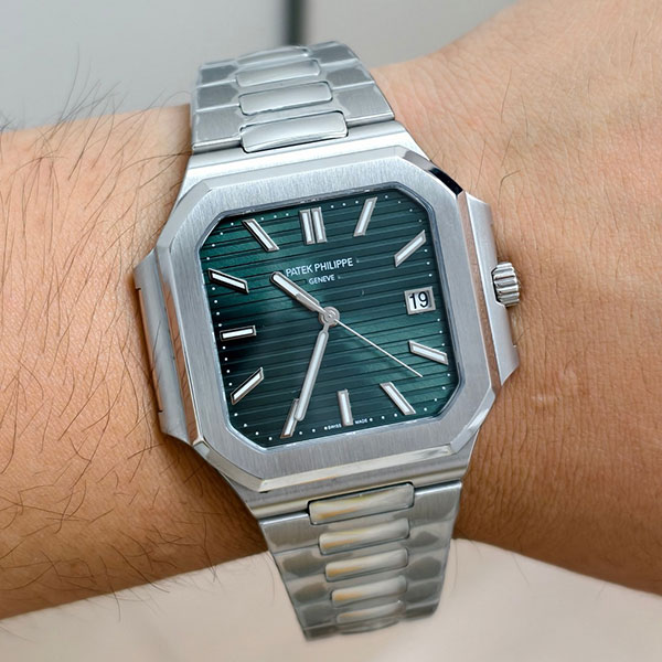 【PPF製 レビュー高評】パテックフィリップコピー時計 キュビタスRef.5821/1A-001 グリーン文字盤  